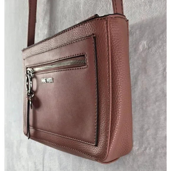 Nine West Crossbody Bag Faux Leather 10"x7.5" Shoulder Purse Adjustable Strap - Picture 7 of 9